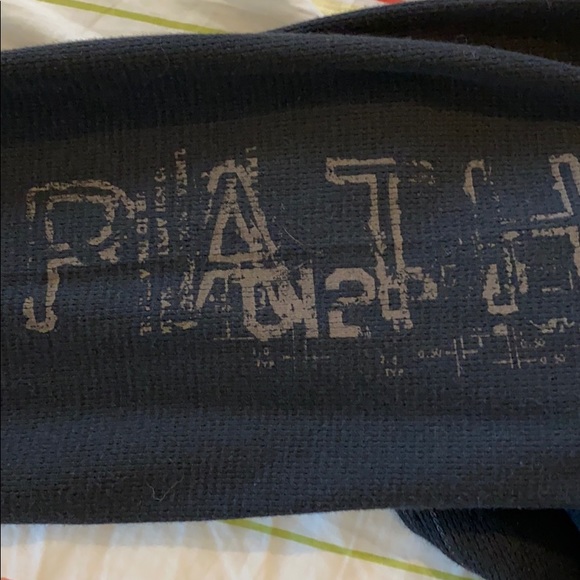 Guess Jeans men’s T-shirt SZ L long sleeve NWT - Picture 7 of 7